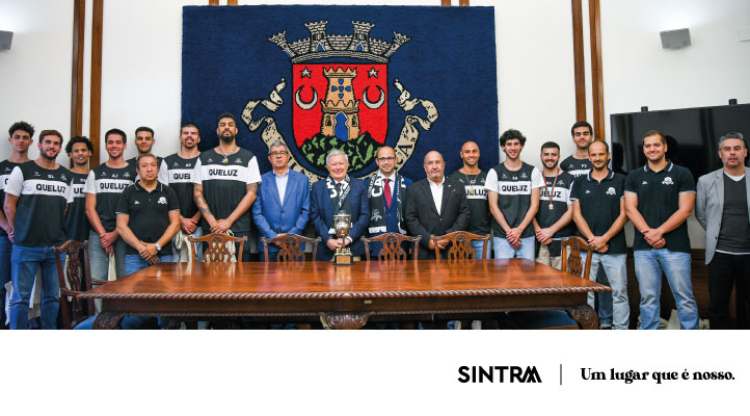 Autarquia de Sintra recebe equipa campeã de basquetebol do Clube Atlético de Queluz  